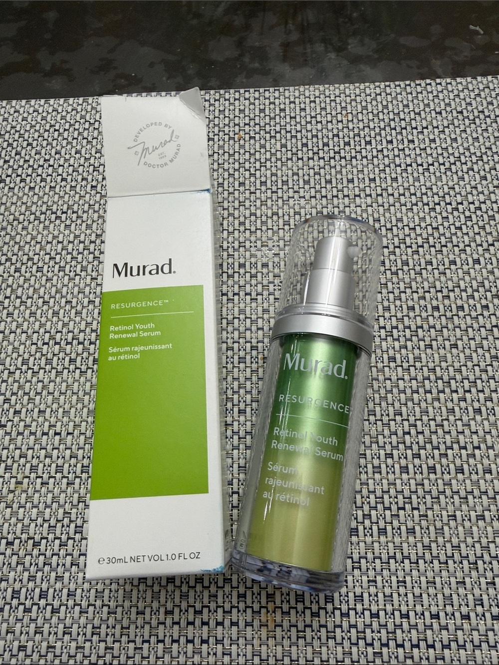 Murad Retinol Youth Renewal Serum - New in Box - Picture 4 of 12